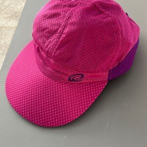 Fushia Feather Light Hat